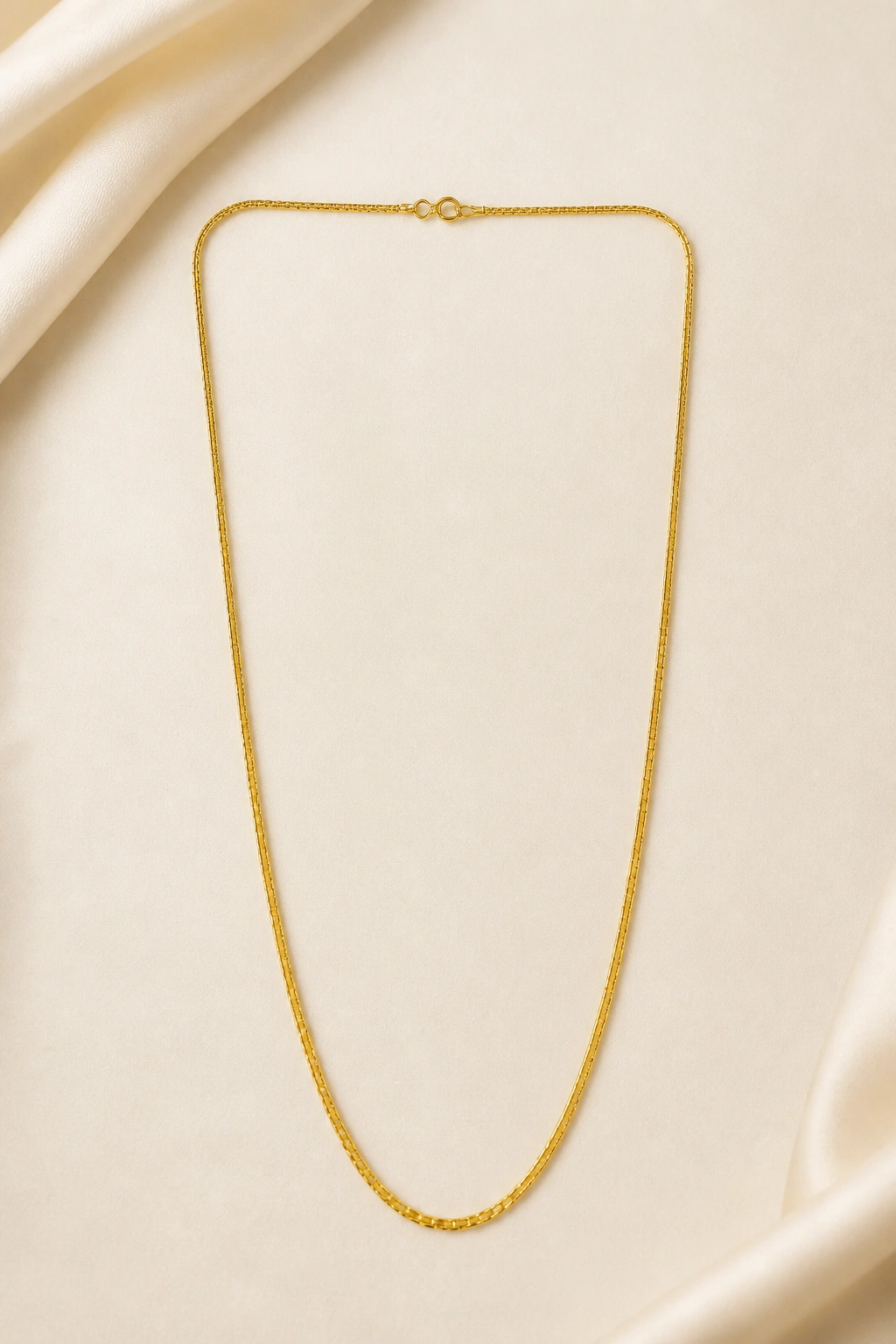 Elegant 22K Gold Chain for Any Occasion view 1