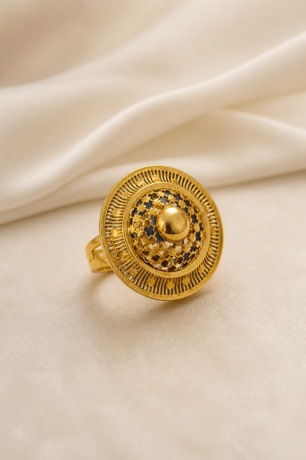 Artisan 18K Gold Ring with Delicate Floral Design view 1