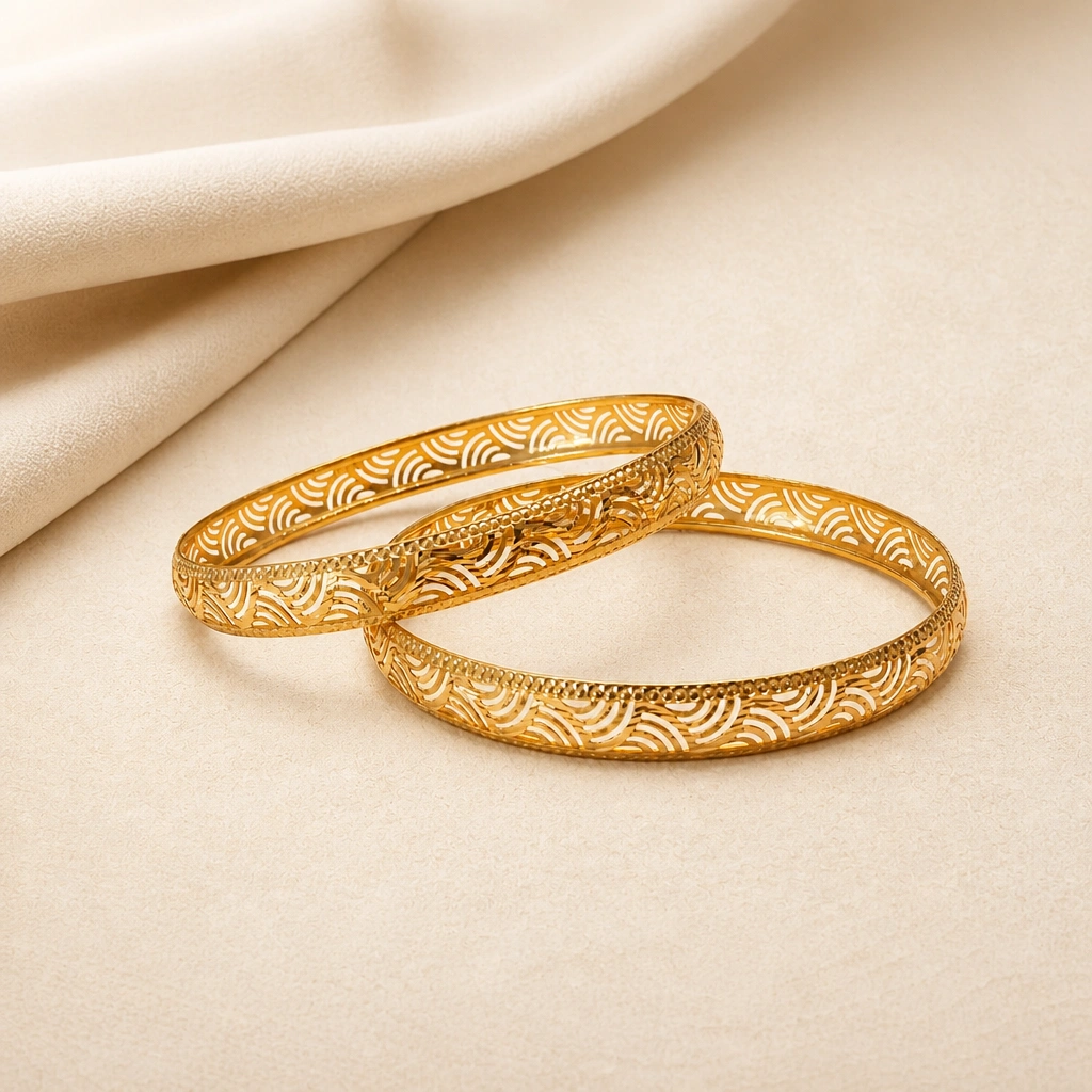 Traditional 18K Gold Bangle with Chikan Work