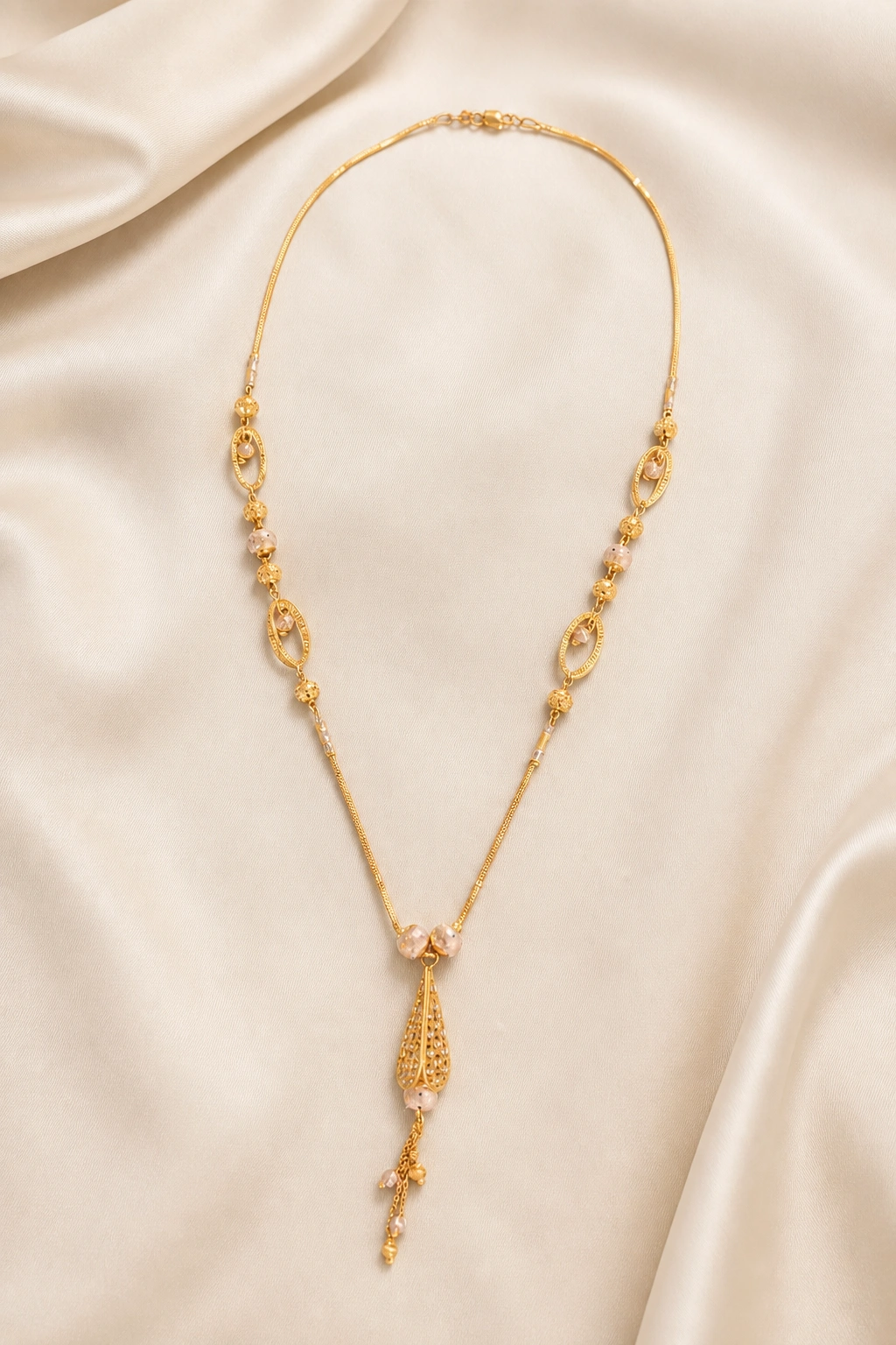 Artisan 18K Gold Chain with Subtle Elegance view 1