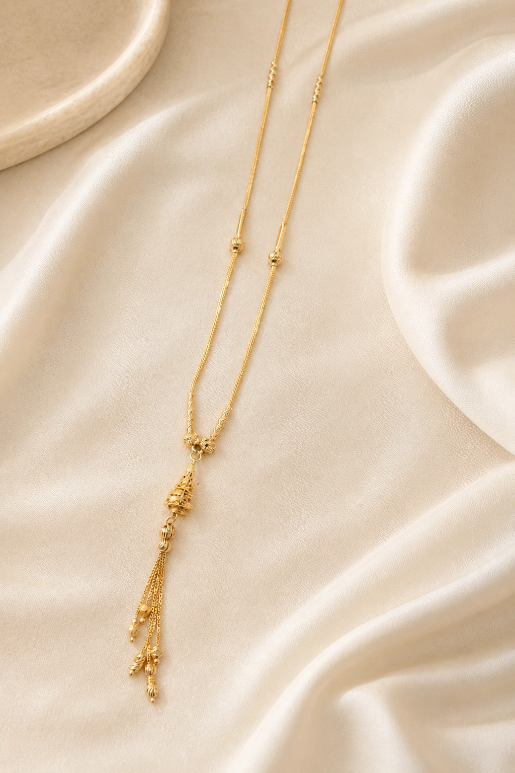 18K Gold Chain with Traditional Awadhi Craftsmanship view 1