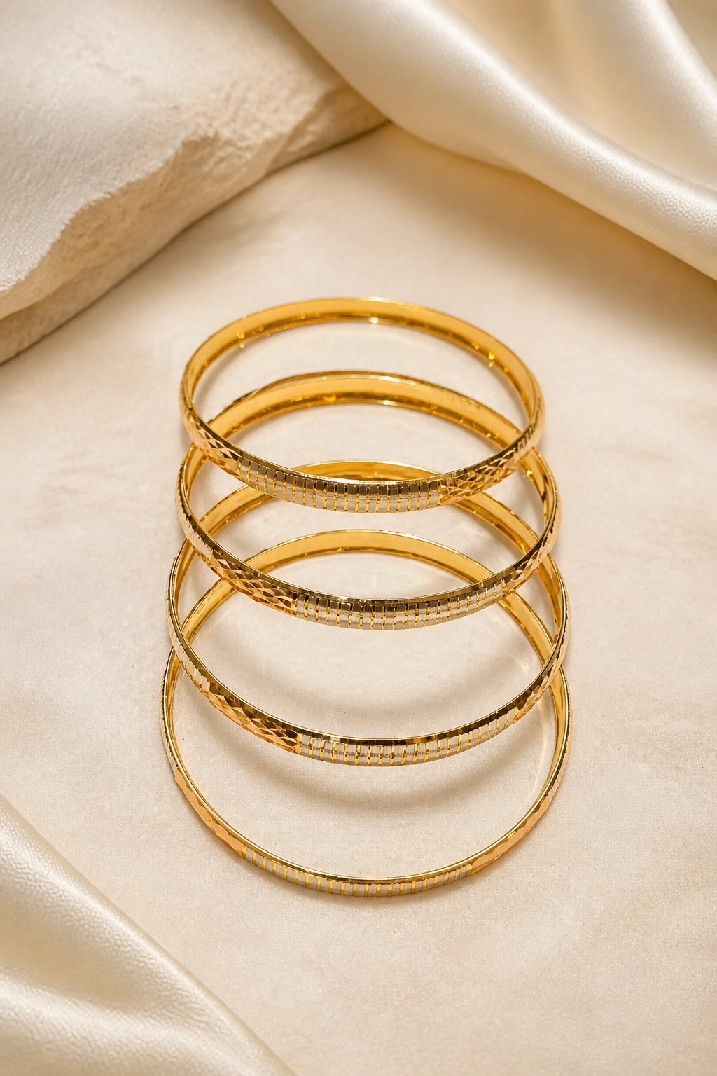 ELEGENT 22KT GOLD FANSHY BANGLES view 1