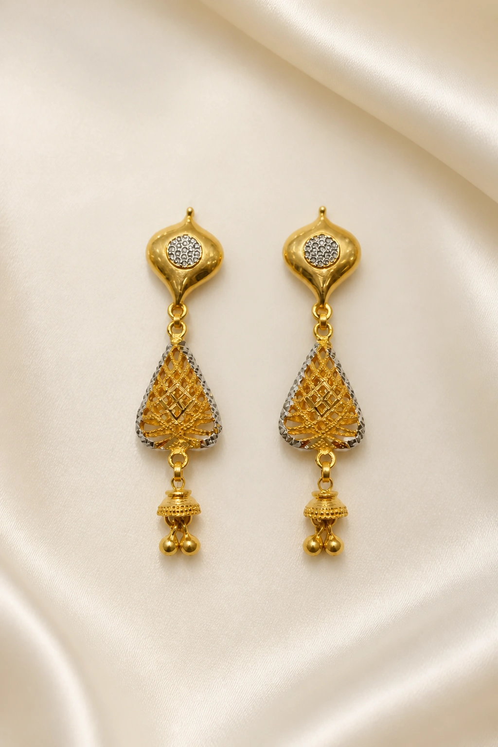 Elegant 18K Gold Turkish Tops view 1